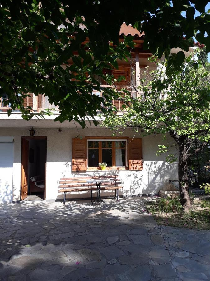 Σπίτι Σε Ελαιώνα, House In An Olive Grove Apartment Ária Екстериор снимка